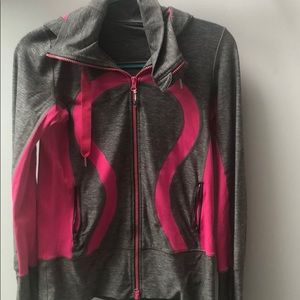 Lululemon sweatshirt